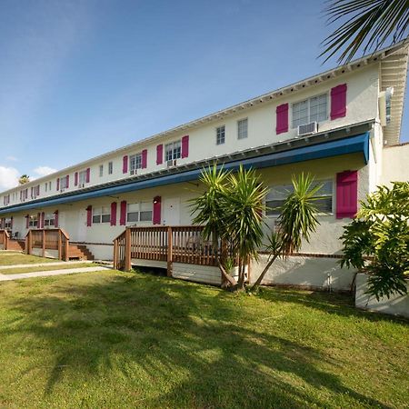Captain'S Table Hotel By Everglades Adventures Exteriör bild